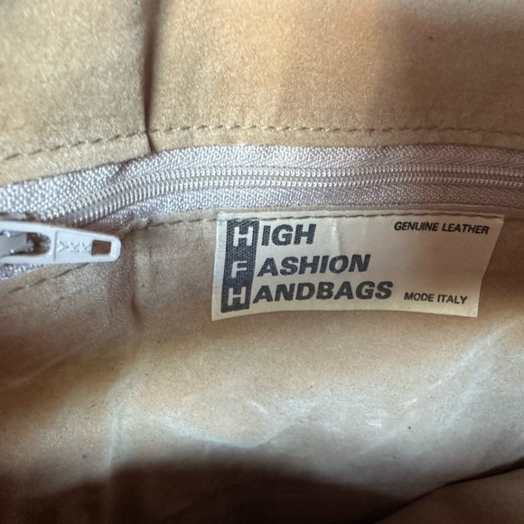 Vintage Italian leather purse - Picture 5 of 9